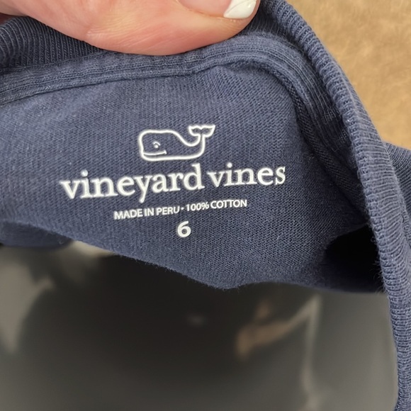 🐳 VINEYARD VINES SHIRT🐳 - Picture 4 of 4